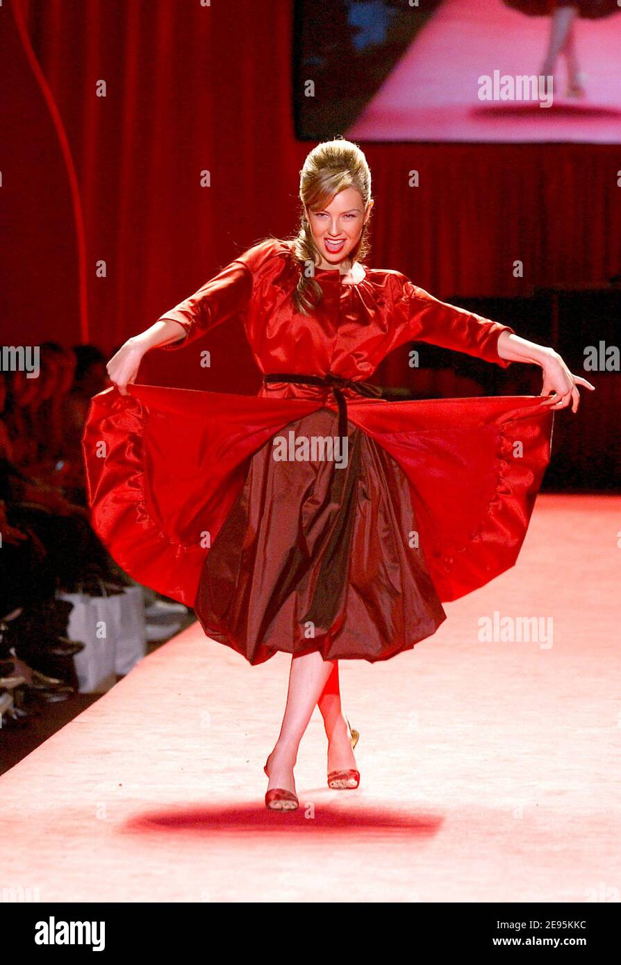 Latin Singer Thalia walks the runway at the Heart Truth Red Dress (for Women's heart disease charity) show during the Fall - Winter 2006 Olympus Fashion Week in New York on February 3, 2006. Photo by Nicolas Khayat/ABACAPRESS.COM Stock Photo