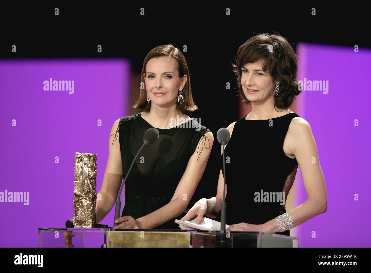 French actresses Carole Bouquet and Valerie Lemercier during the 31st Cesar  awards ceremony held at the Theatre du Chatelet in Paris, France, on  February 25, 2006. Photo by Klein-OrbanABACAPRESS.COM Stock Photo -