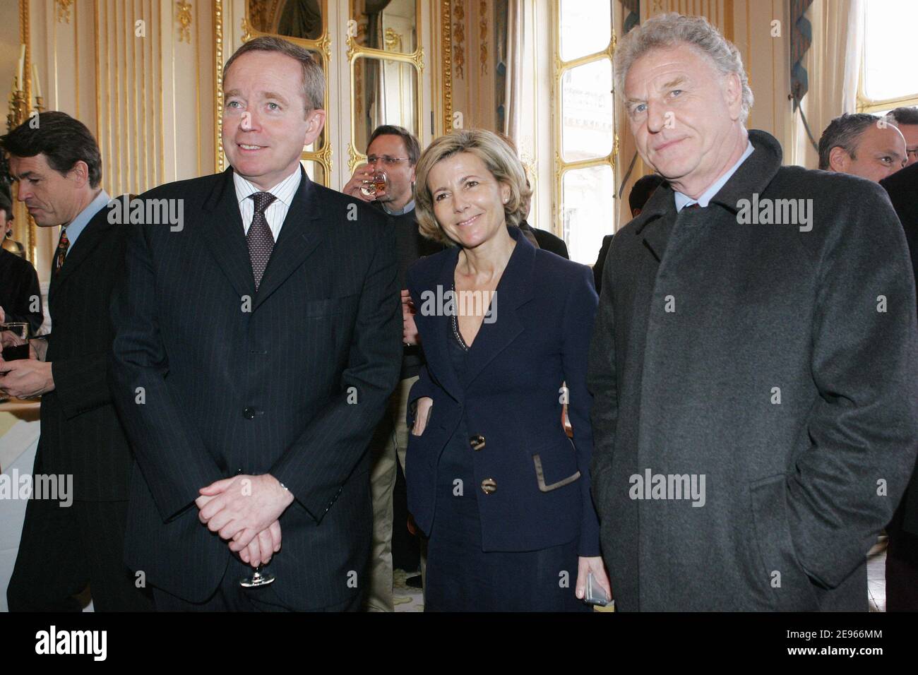 French culture minister Renaud Donnedieu de Vabres, French journalists Claire Chazal and Robert Namias attend French actress Karin Viard and French PR Dominique Segall receiving the 'Chevalier dans l'ordre des Arts et Lettres' medal from French culture minister Renaud Donnedieu de Vabres during a ceremony held at the ministry in Paris, France on March 17, 2006. Photo by Thierry Orban/ABACAPRESS.COM Stock Photo