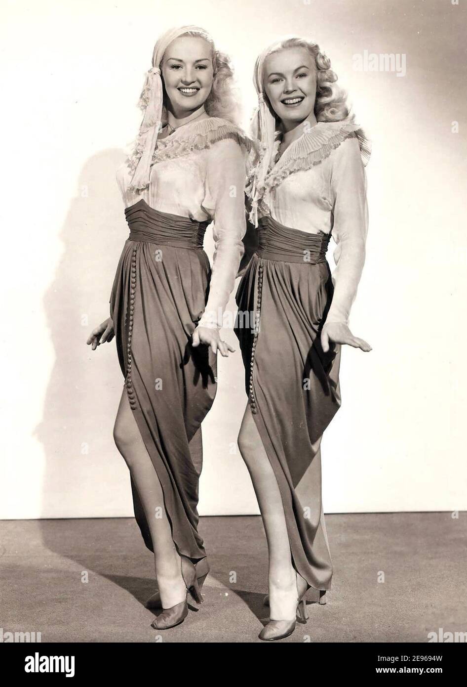 THE DOLLY SISTERS 1945 20th Century Fox film with Betty Grable at left and June Haver Stock Photo