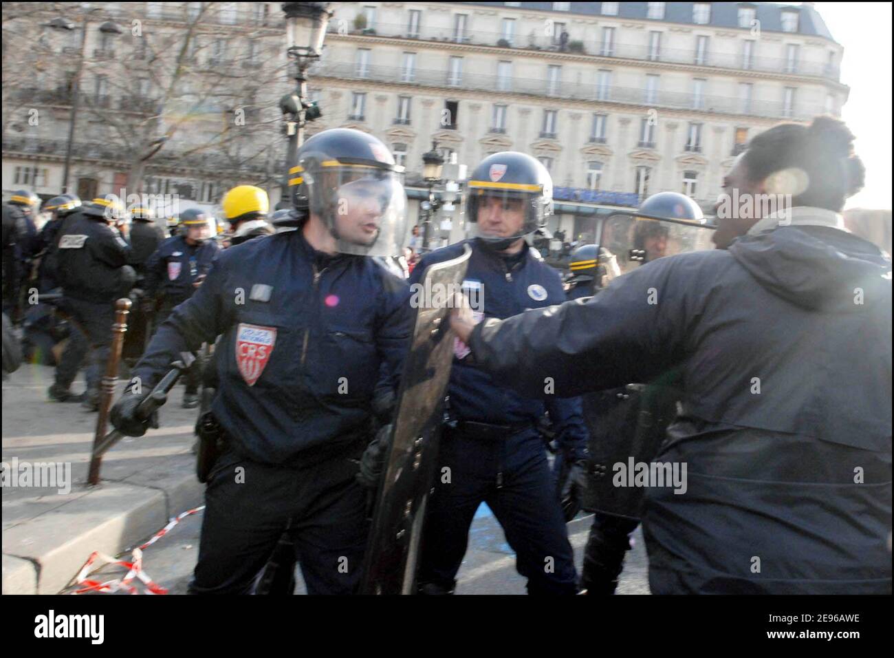 Rail de sécurité hi-res stock photography and images - Alamy