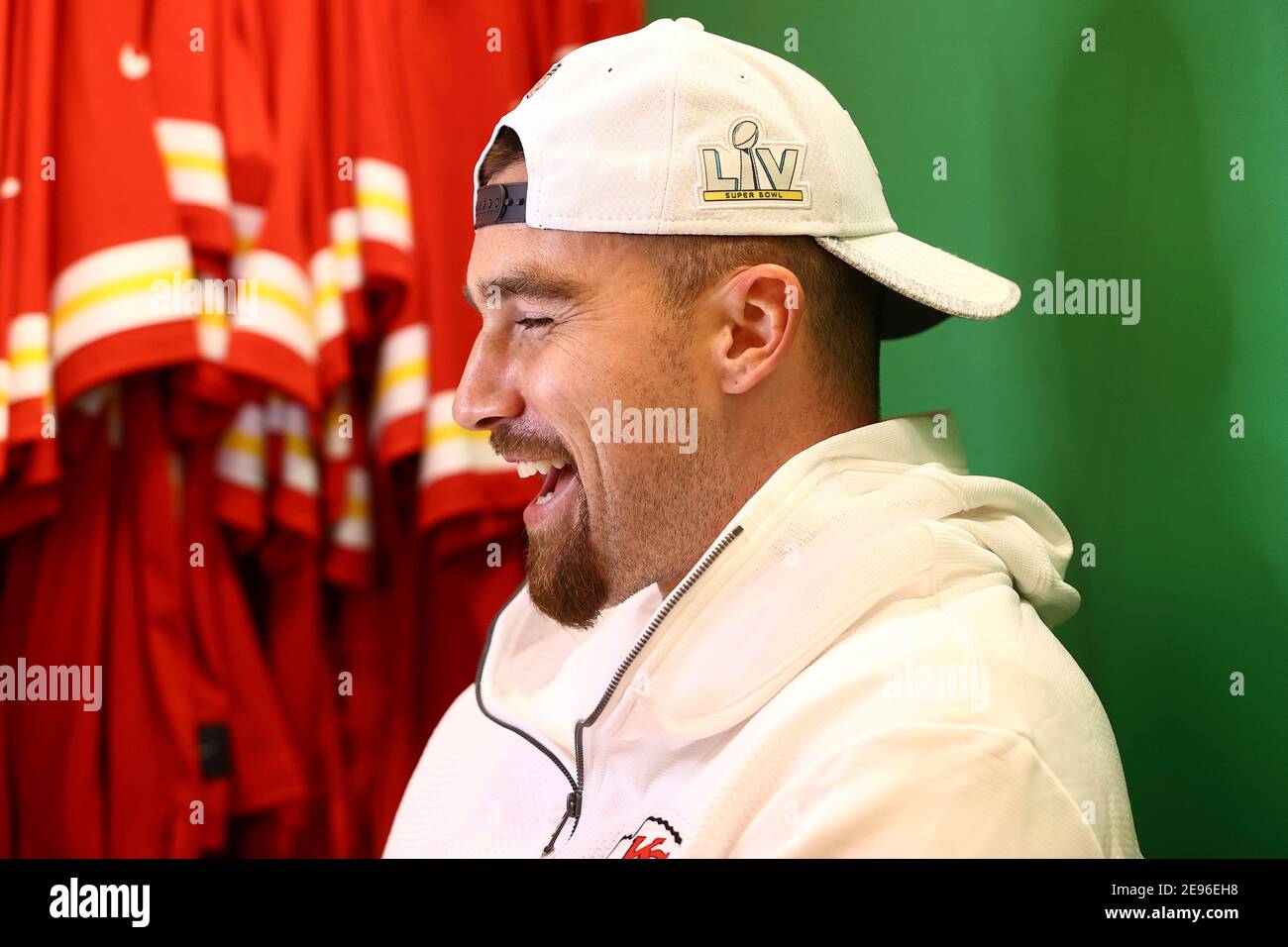 Travis kelce fashion hi-res stock photography and images - Alamy