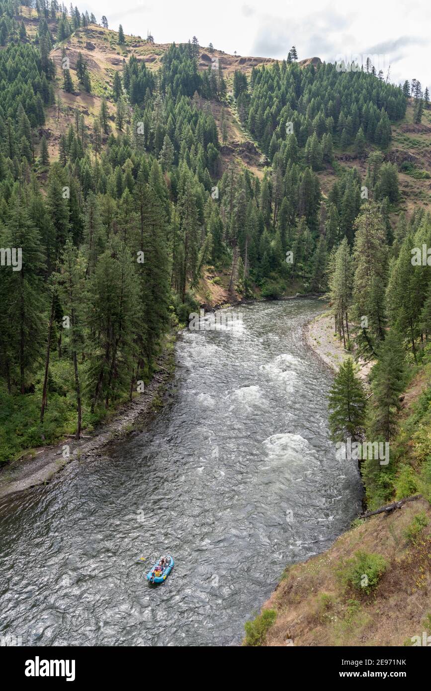 Family rafting on the Grande Ronde River, Oregon Stock Photo Alamy