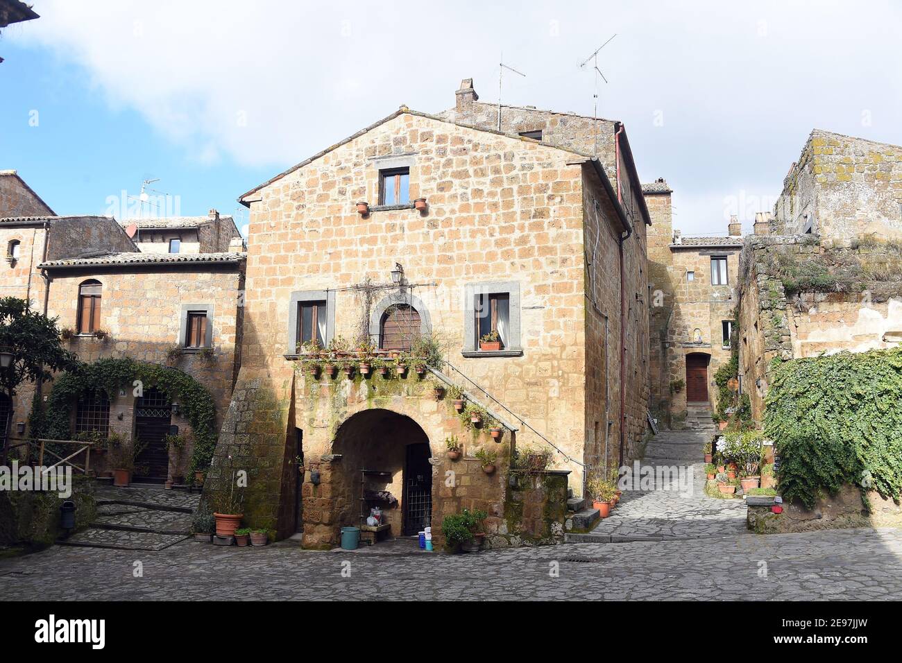 Civita is a hamlet of 11 inhabitants of the municipality of Bagnoregio, in the province of Viterbo, in Lazio, part of the most beautiful villages in Italy, every year sinks more and Civita di Bagnoregio has also been nicknamed the city that dies. For this reason the village has been classified by Unesco as a World Heritage Site for 2022, for its cultural landscape of extraordinary importance Civita is a fraction of 11 inhabitants in the municipality of Bagnoregio, in the province of Viterbo, in Lazio, part of the most beautiful villages of Italy, every year it sinks more and Civita di Bagnoreg Stock Photo