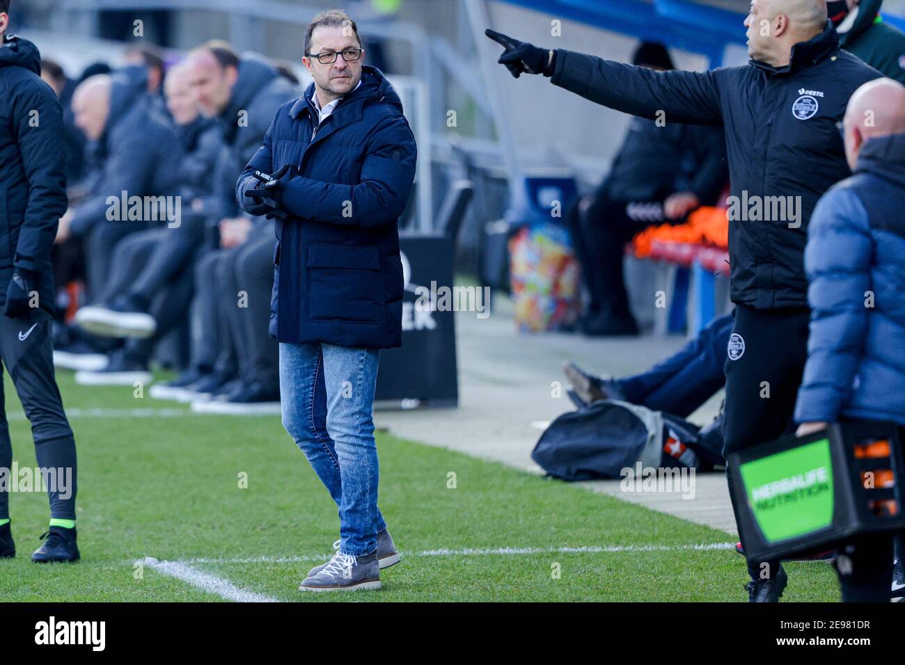 TILBURG, NETHERLANDS - JANUARY 31: (L-R): Head Coach Zeljko Petrovic of Willem II during the Dutch Eredivisie match between Willem II and FC Emmen at Stock Photo