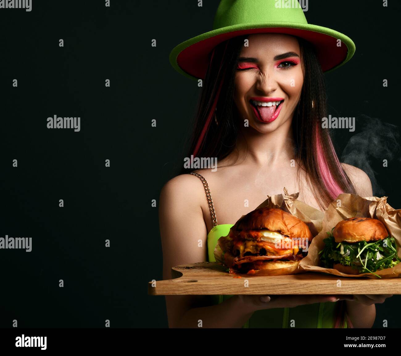 American eating big burger hi-res stock photography and images - Alamy