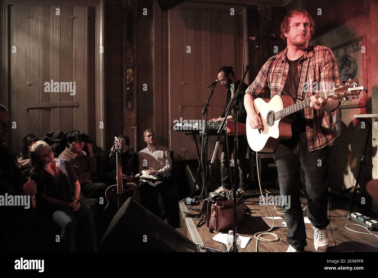 Fossil Collective live on stage at The New Queens Head, London Stock