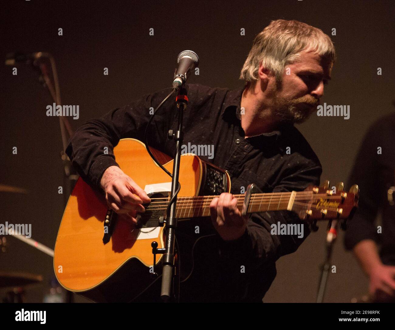 John Bramwell of I Am Kloot live on stage at the Barbican in London as part of their first ever sold-out UK tour Stock Photo