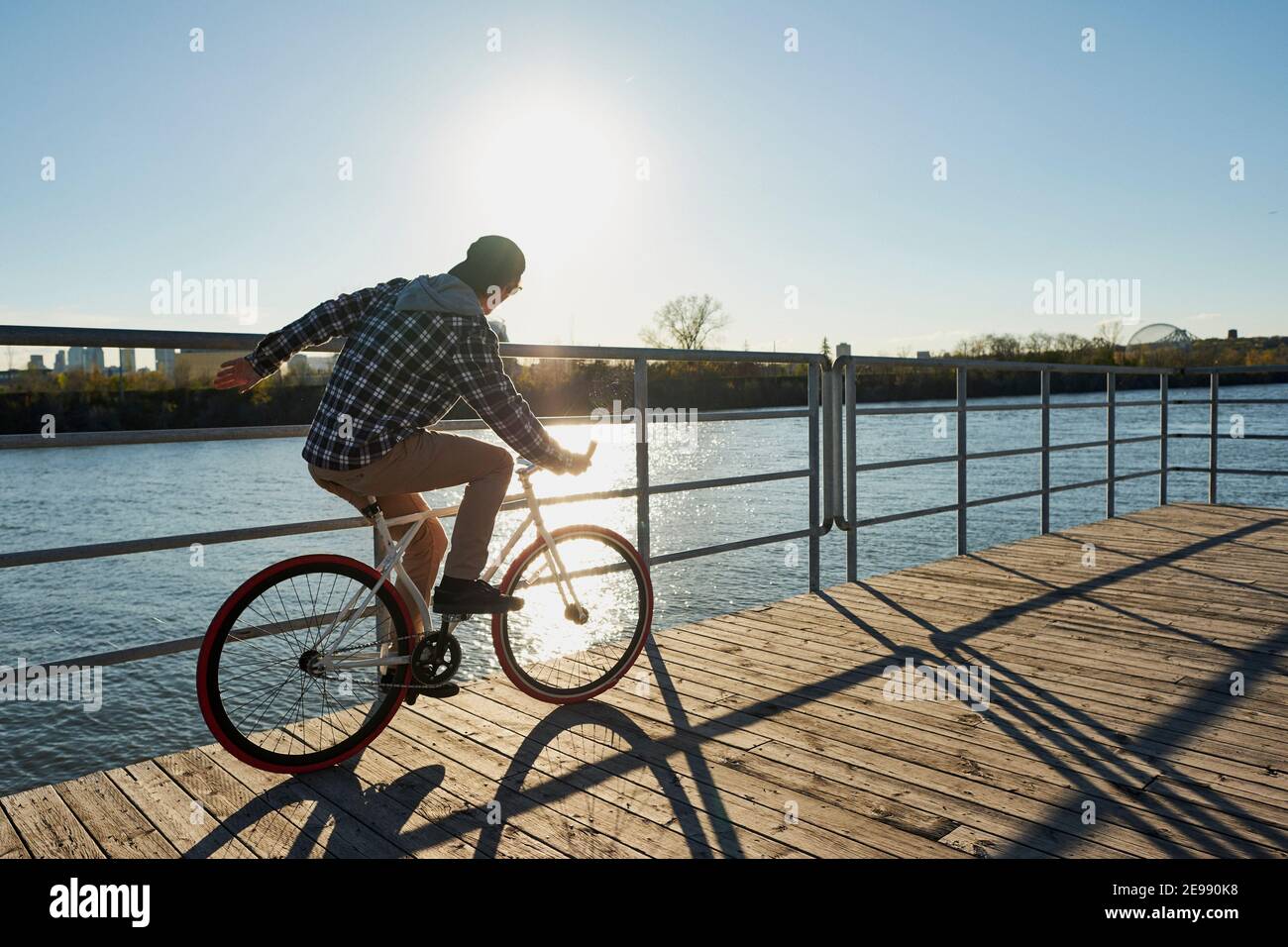 Fixed gear bike hi-res stock photography and images - Alamy
