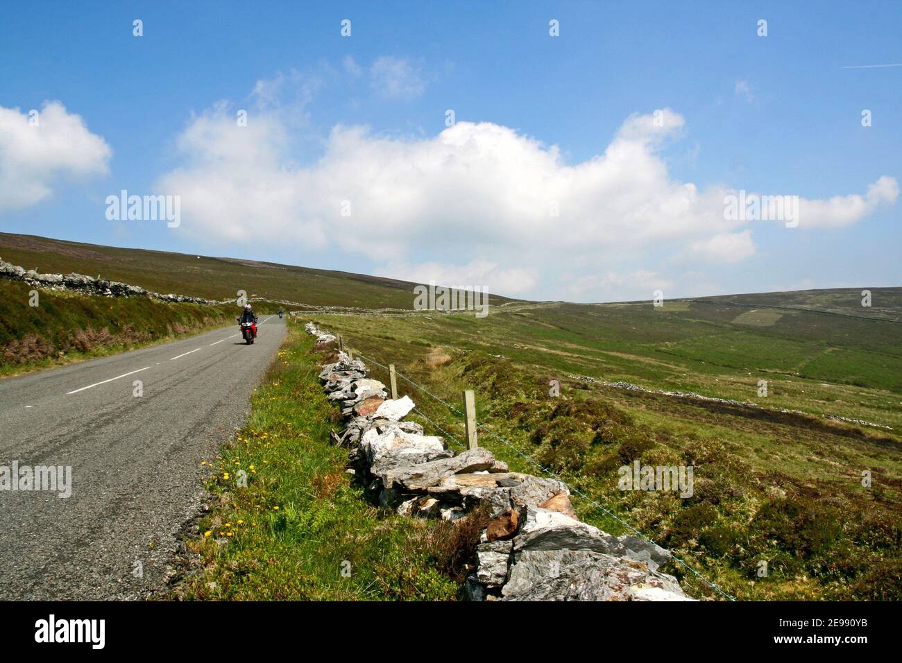 Isle of man tourist trophy track hi-res stock photography and images ...