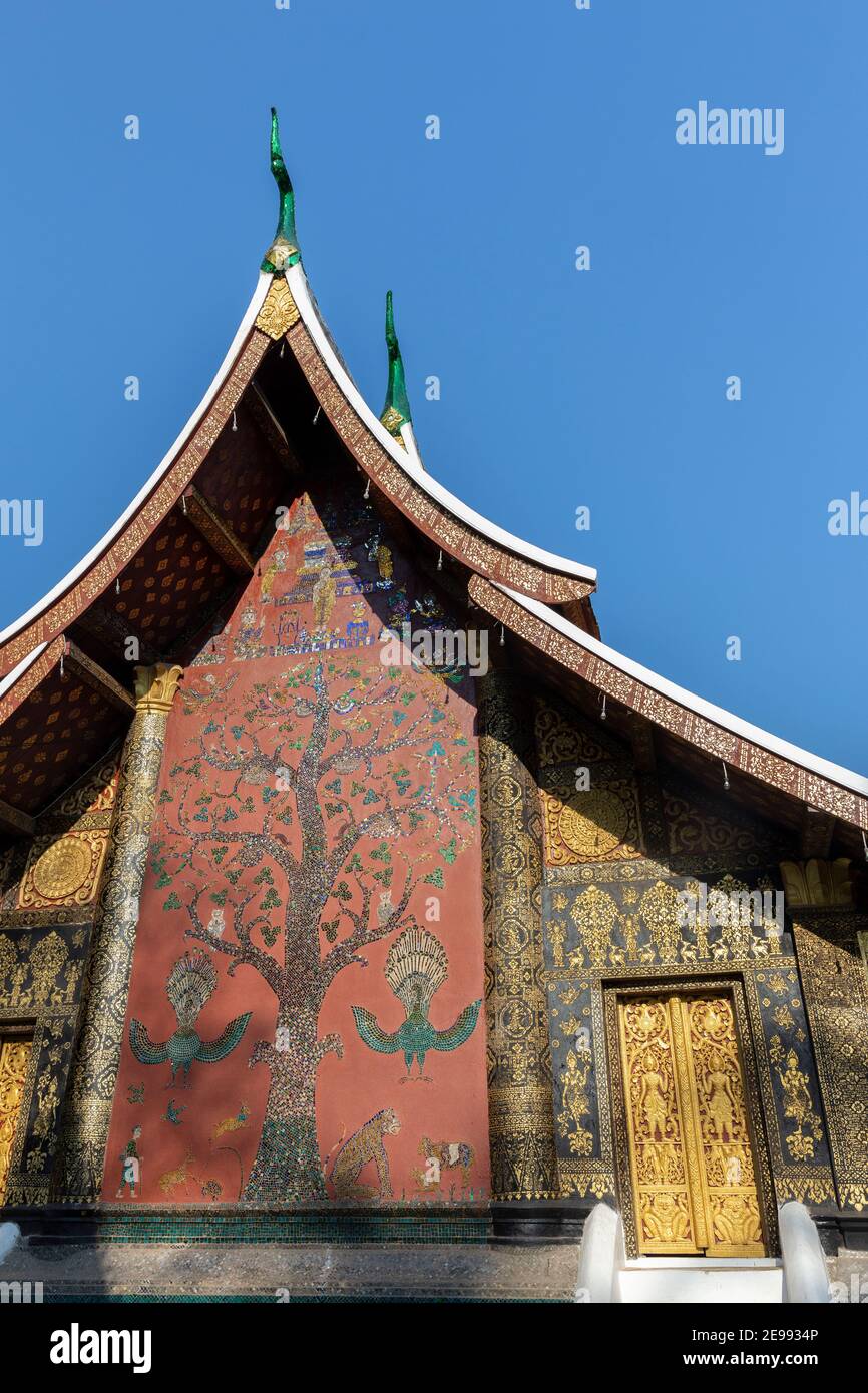 Xieng Tree Luang Prabang, Laos Mosaic depicting the Tree Of Life on Wat Xieng ...