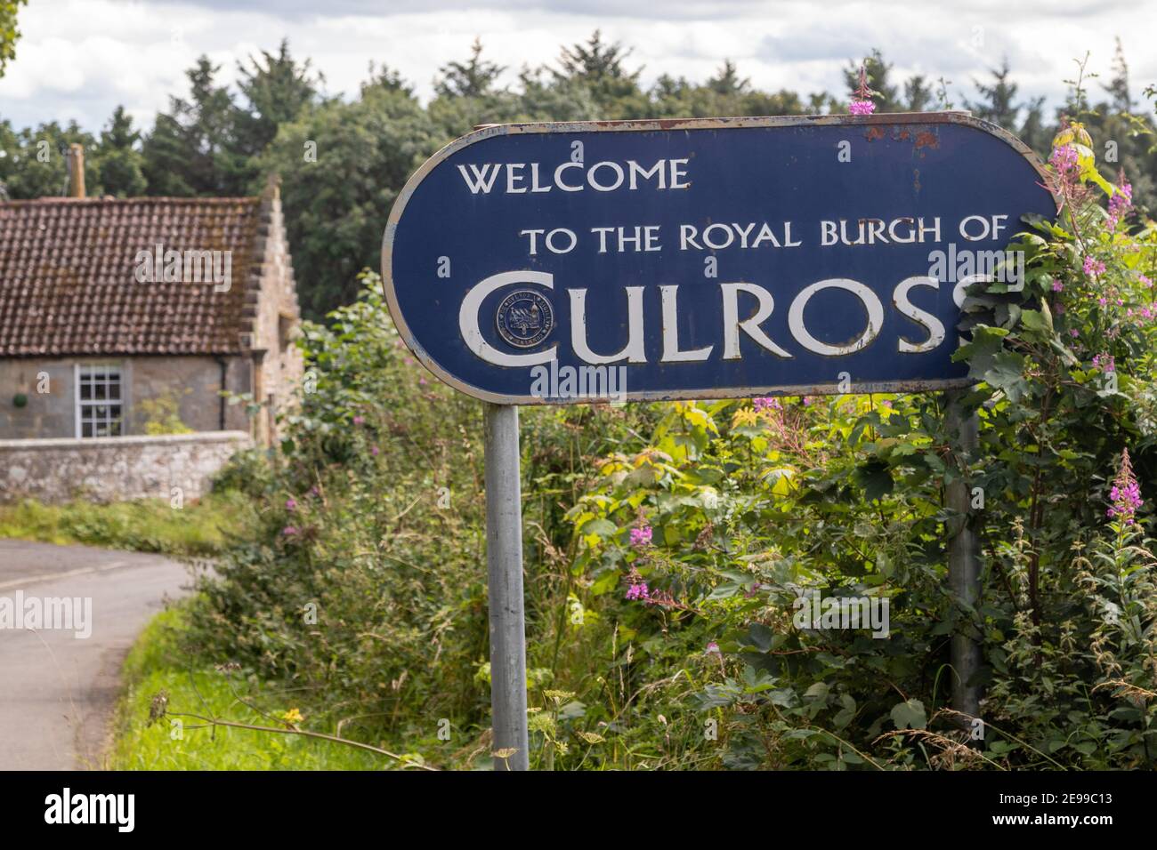 Welcome to the kingdom of fife hi-res stock photography and images - Alamy
