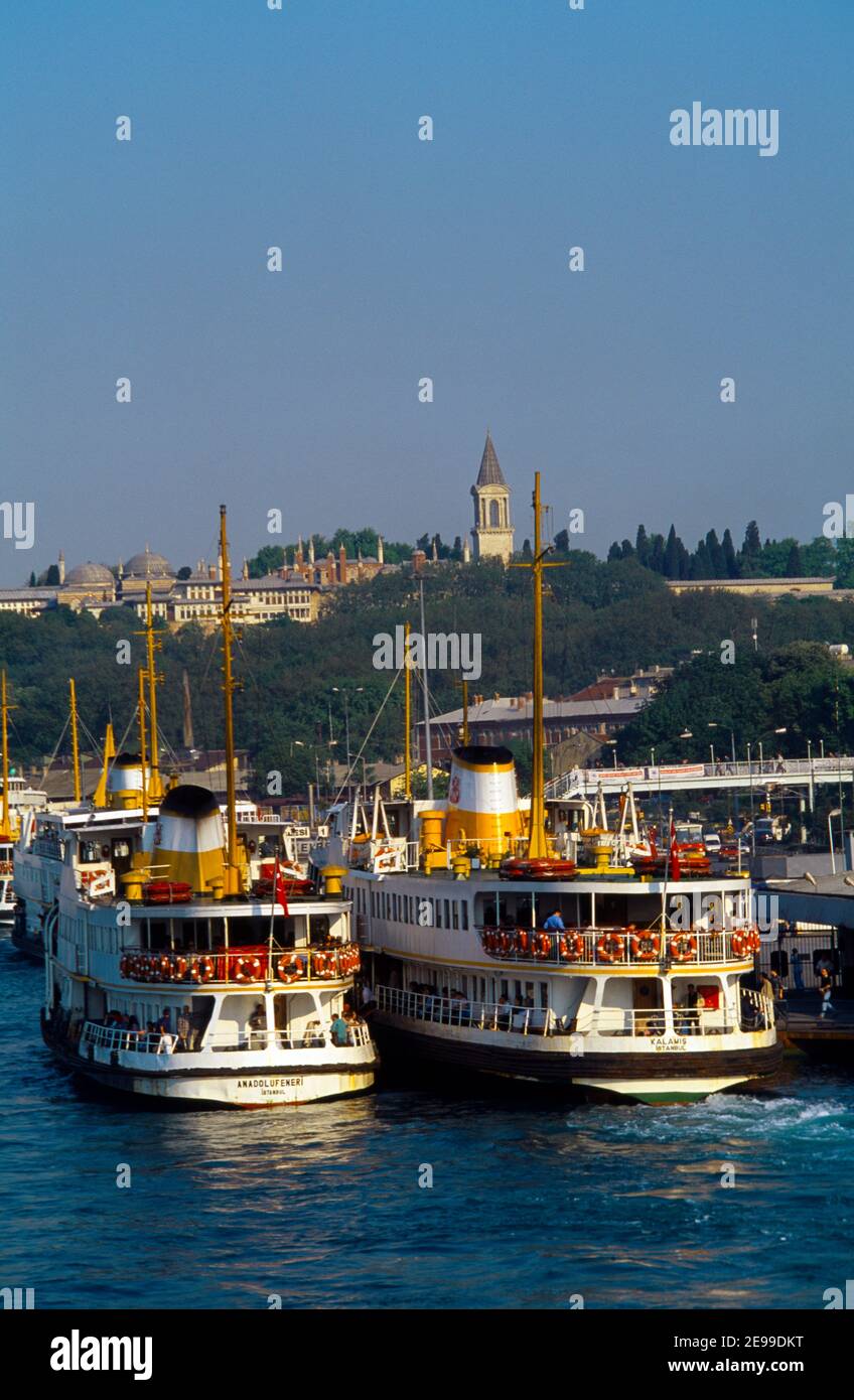 Istanbul Turkey Passengers ferries on the Bosphorus Stock Photo - Alamy