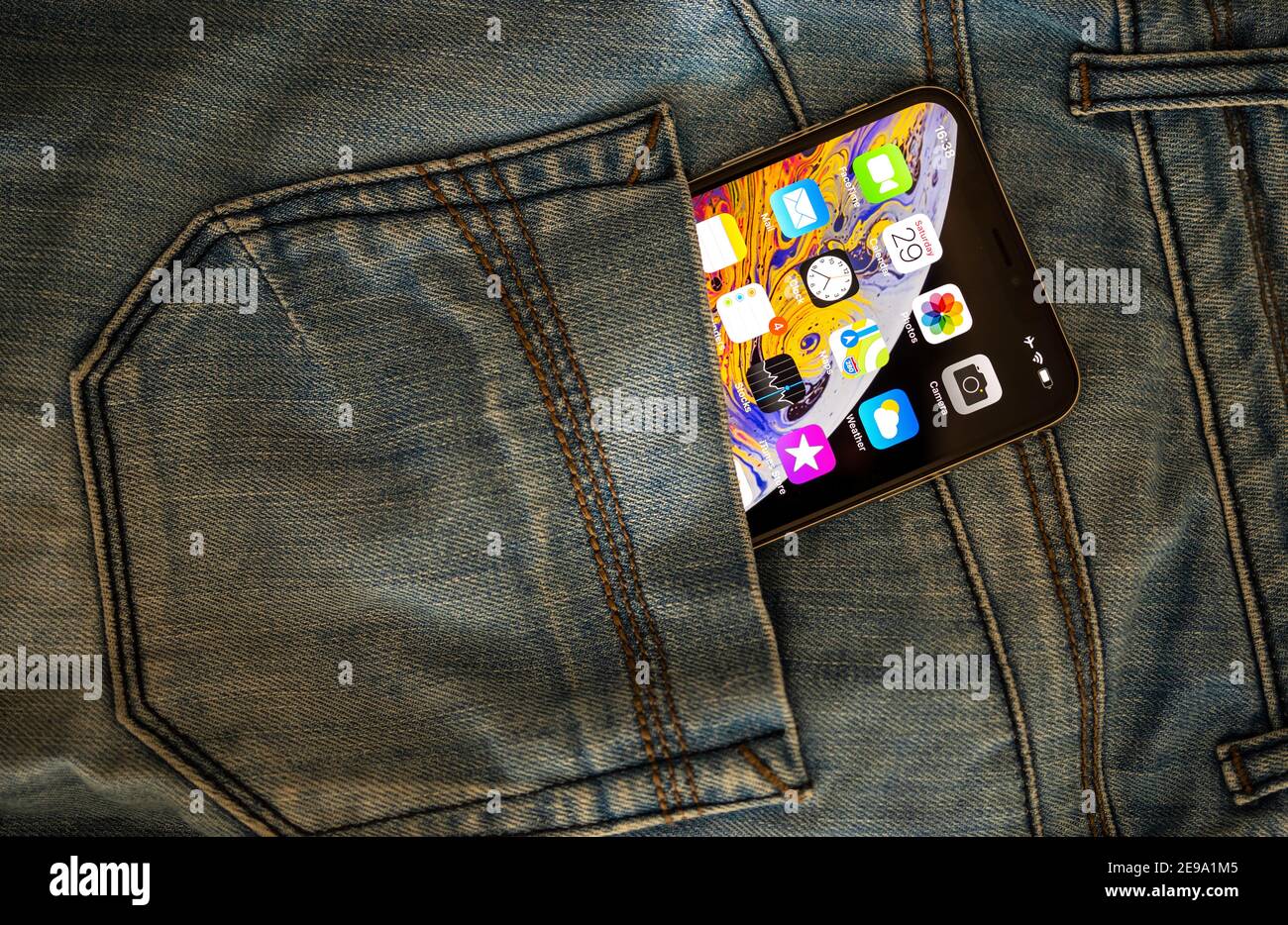 New damage sales jeans 2018