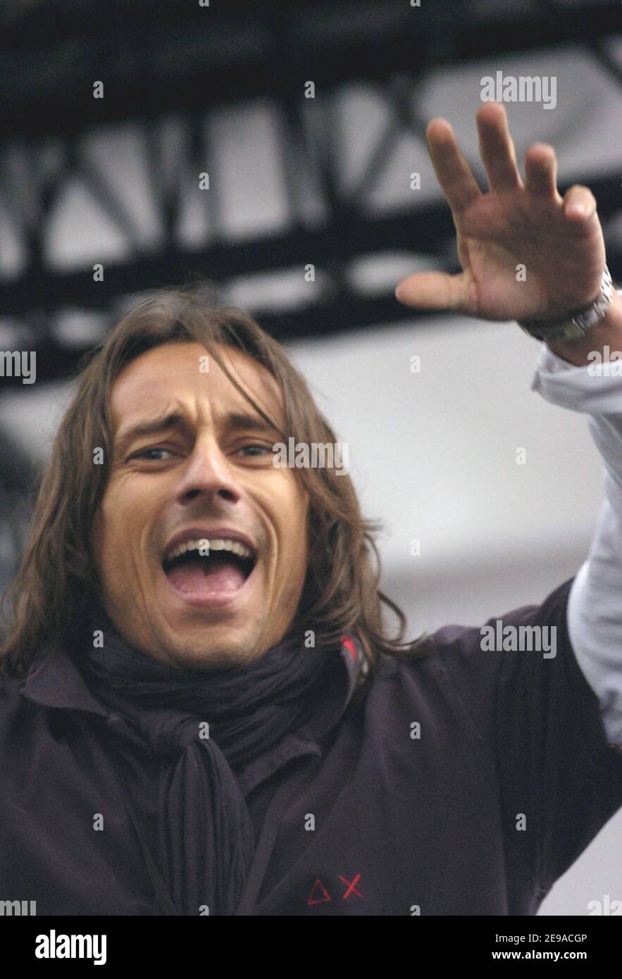 DJ Bob Sinclar performs live during the 'Parade Solidarite Sida', in Paris, France, on May 21, 2006. Photo by Nicolas Gouhier/ABACAPRESS.COM Stock Photo