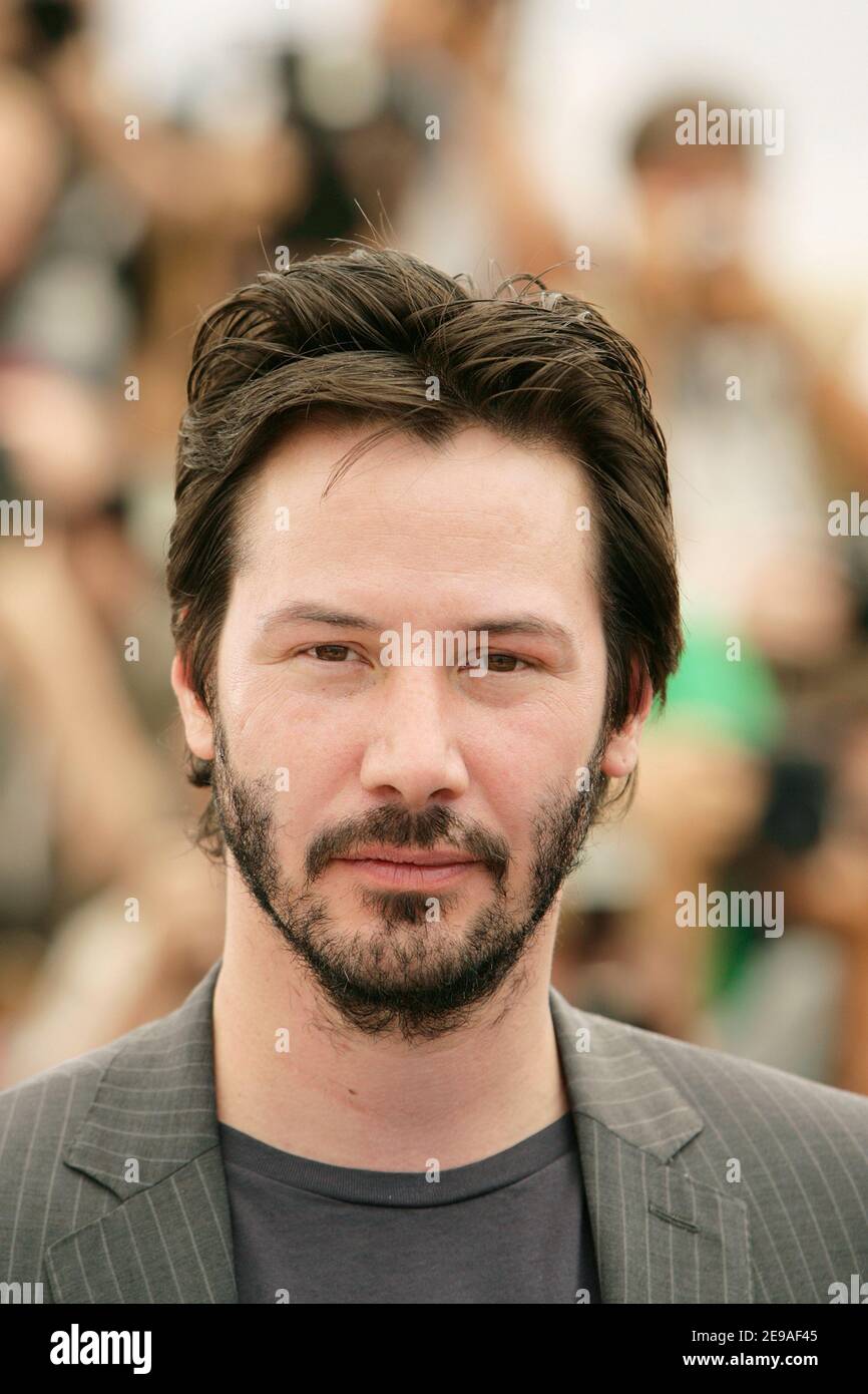 Keanu Reeves poses for the medias during the photocall of 'A Scanner Darkly' during the 59th Film Festival in Cannes, France on May 25, 2006. Photo by Hahn-Nebinger-Orban/ABACAPRESS.COM Stock Photo