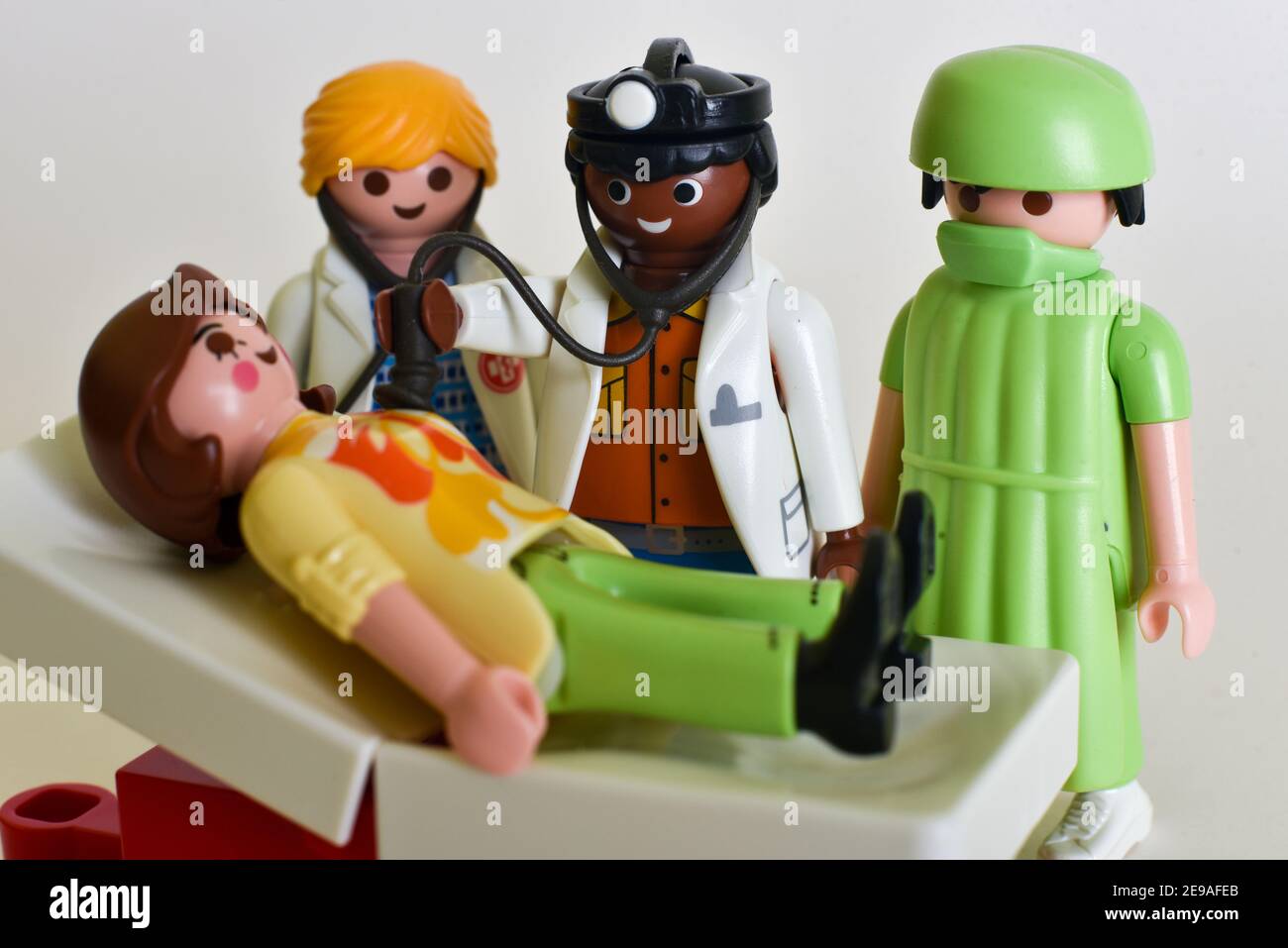 Playmobil medico sales hospital