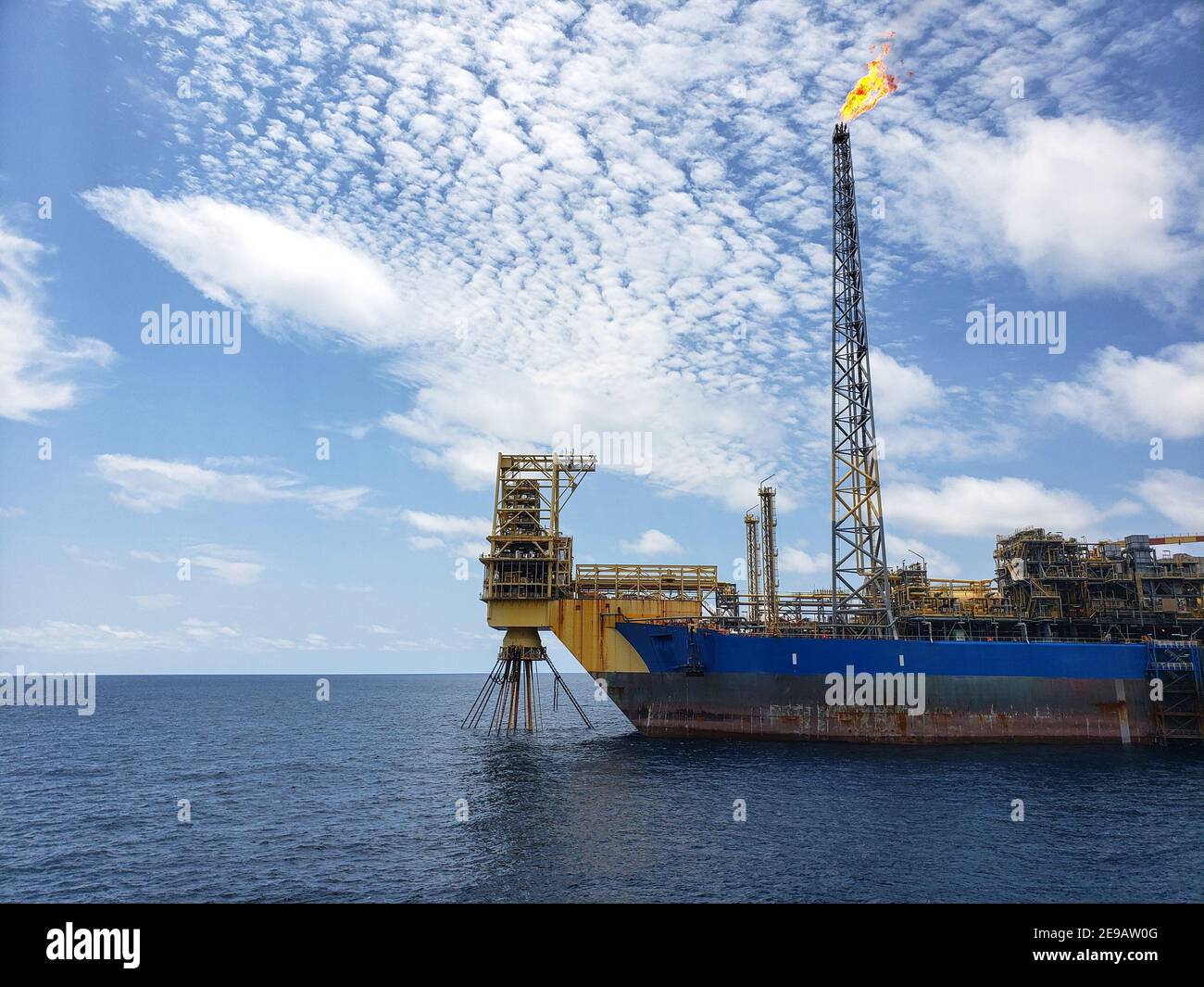 Floating Production Storage And Offloading FPSO Vessel, Oil And Gas ...