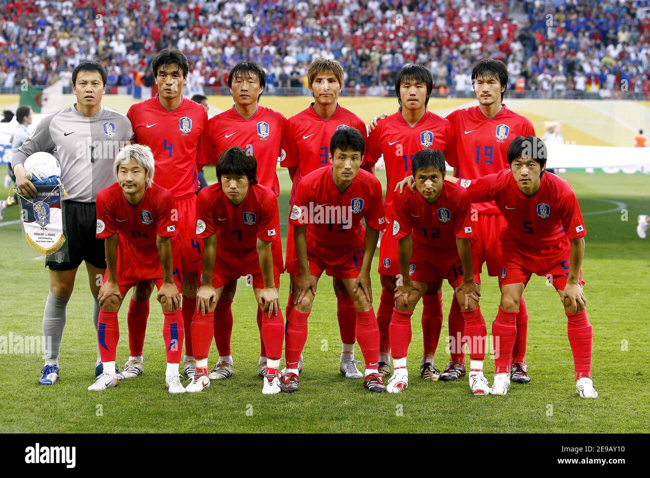 South Korea team before the game during the World Cup 2006, Group G France vs South Korea, in Leipzig, Germany, on June 18, 2006. The game ended in draw 1-1. Photo by Christian Liewig/ABACAPRESS.COM Stock Photo
