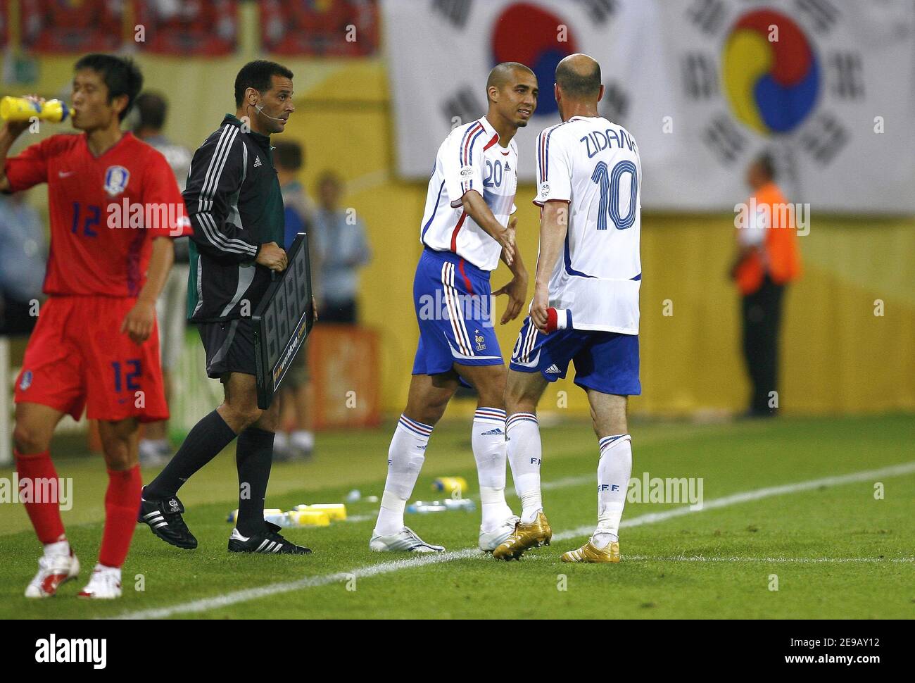 France's Zinedine Zidane replaced by David Trezeguet during the World Cup 2006, Group G France vs South Korea, in Leipzig, Germany, on June 18, 2006. The game ended in draw 1-1. Photo by Christian Liewig/ABACAPRESS.COM Stock Photo