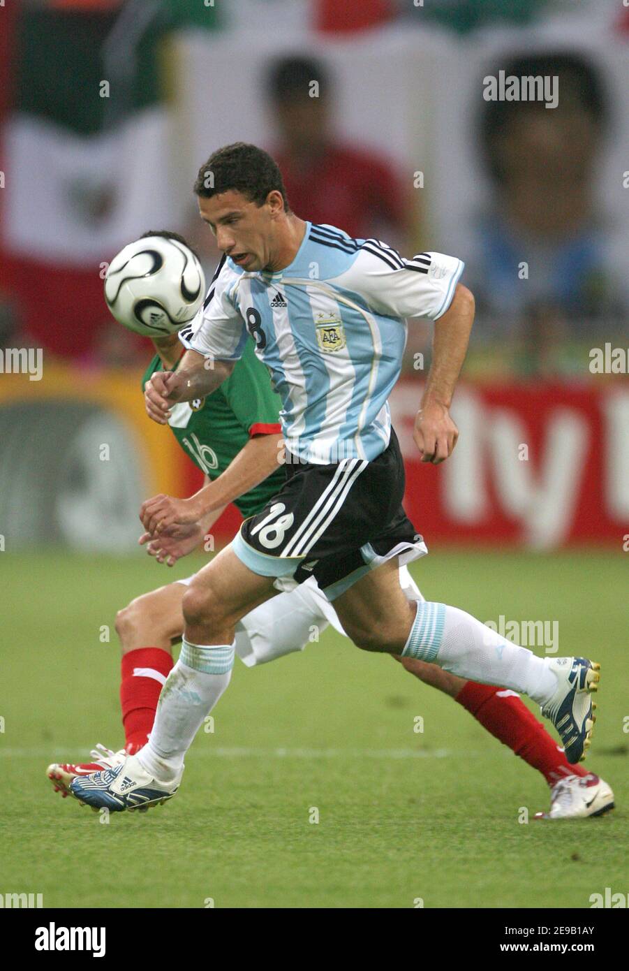 Argentina's Maxi Rodriguez during the World Cup 2006, Second round, Argentina vs Mexico at the Zentralstadion stadium in Leipzig, Germany on June 24, 2006. Argentina won 2-1. Photo by Gouhier-Hahn-Orban/Cameleon/ABACAPRESS.COM Stock Photo