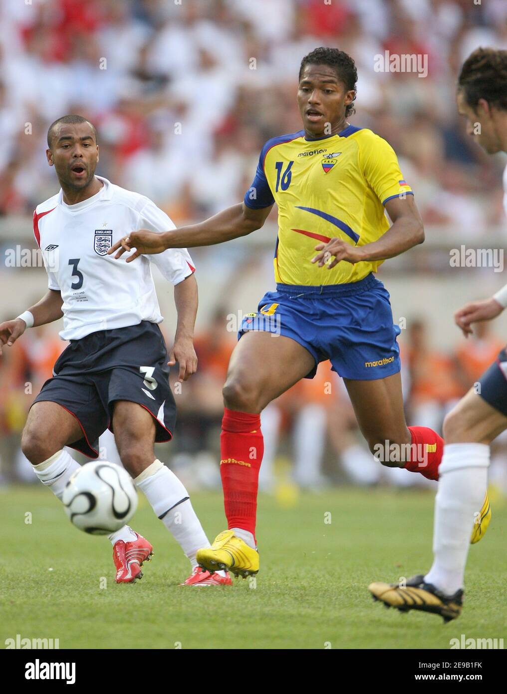 Ecuador's Luis Valencia in action during the World Cup 2006, Second round, England vs Ecuador at the Gottlieb-Daimler-Stadion stadium in Stuttgart, Germany on June 25, 2006. England won 1-0. Photo by Gouhier-Hahn-Orban/Cameleon/ABACAPRESS.COM Stock Photo