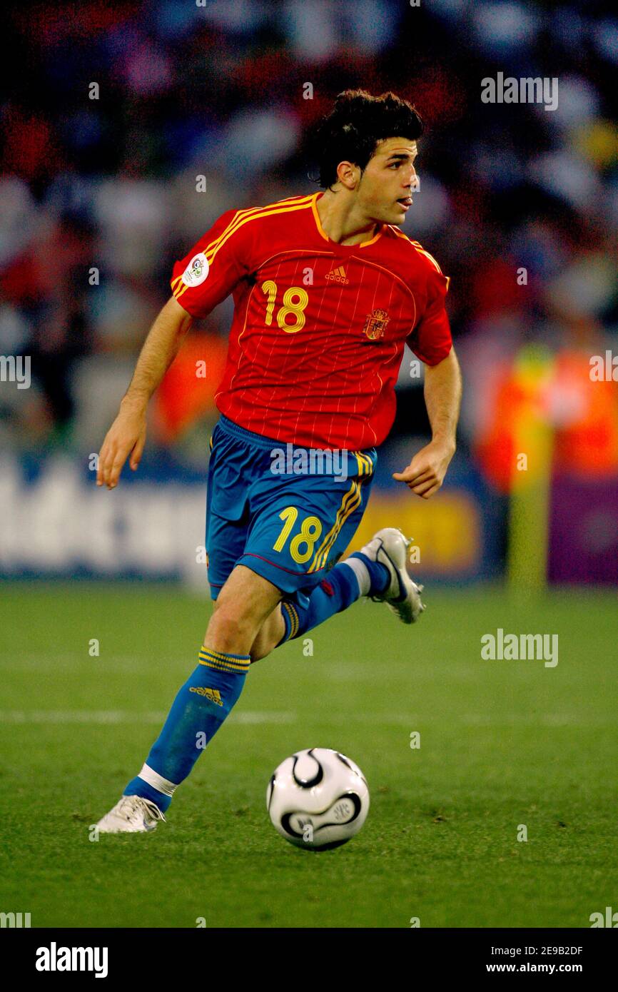 205★サッカー★francesc fabregas★prostars 20,029 Francesc Fabregas Photos & High Res Pictures - Getty