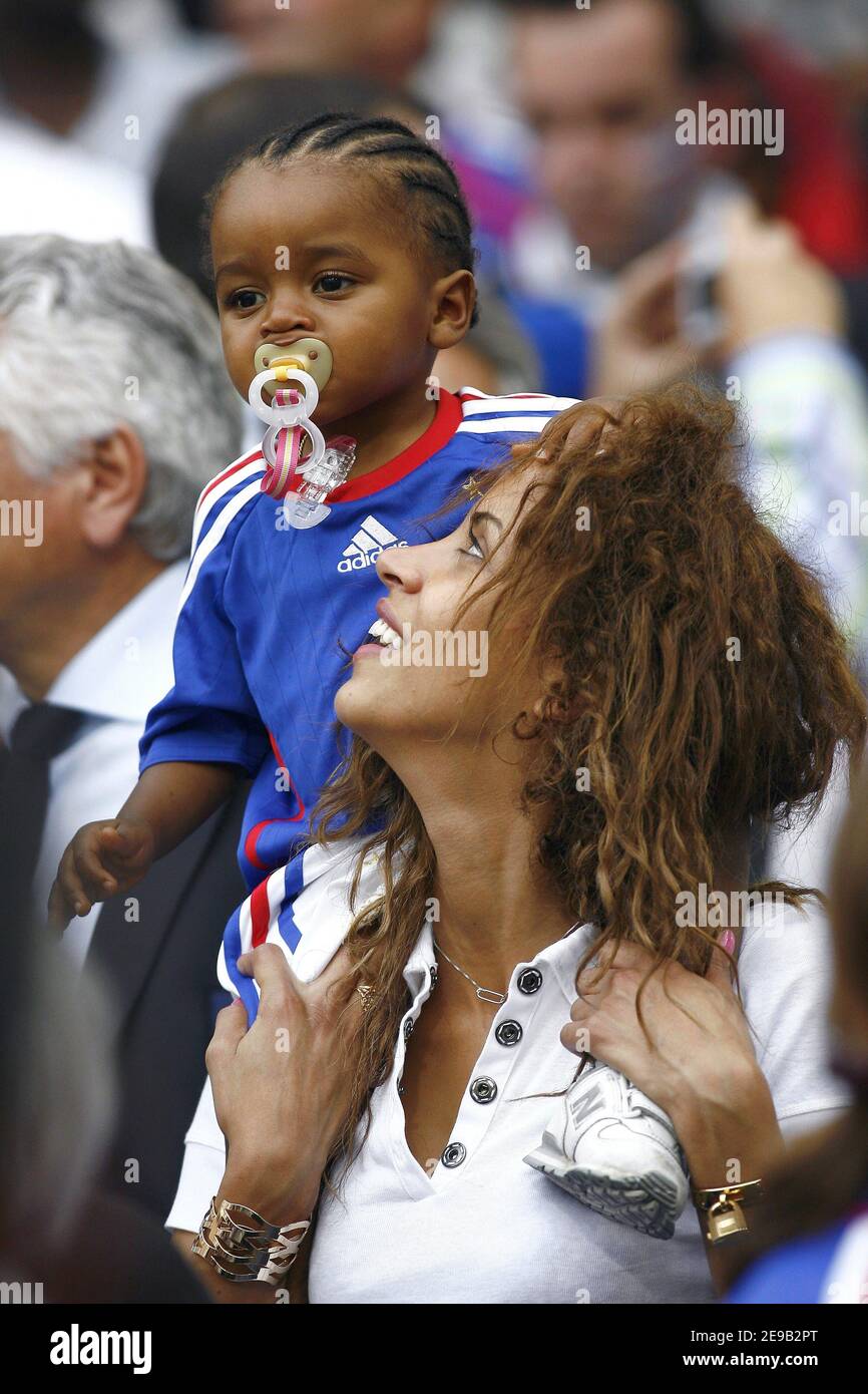 Noemie Lenoir Son
