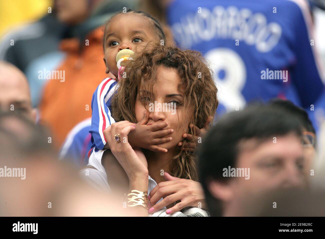 Noemie Lenoir Son