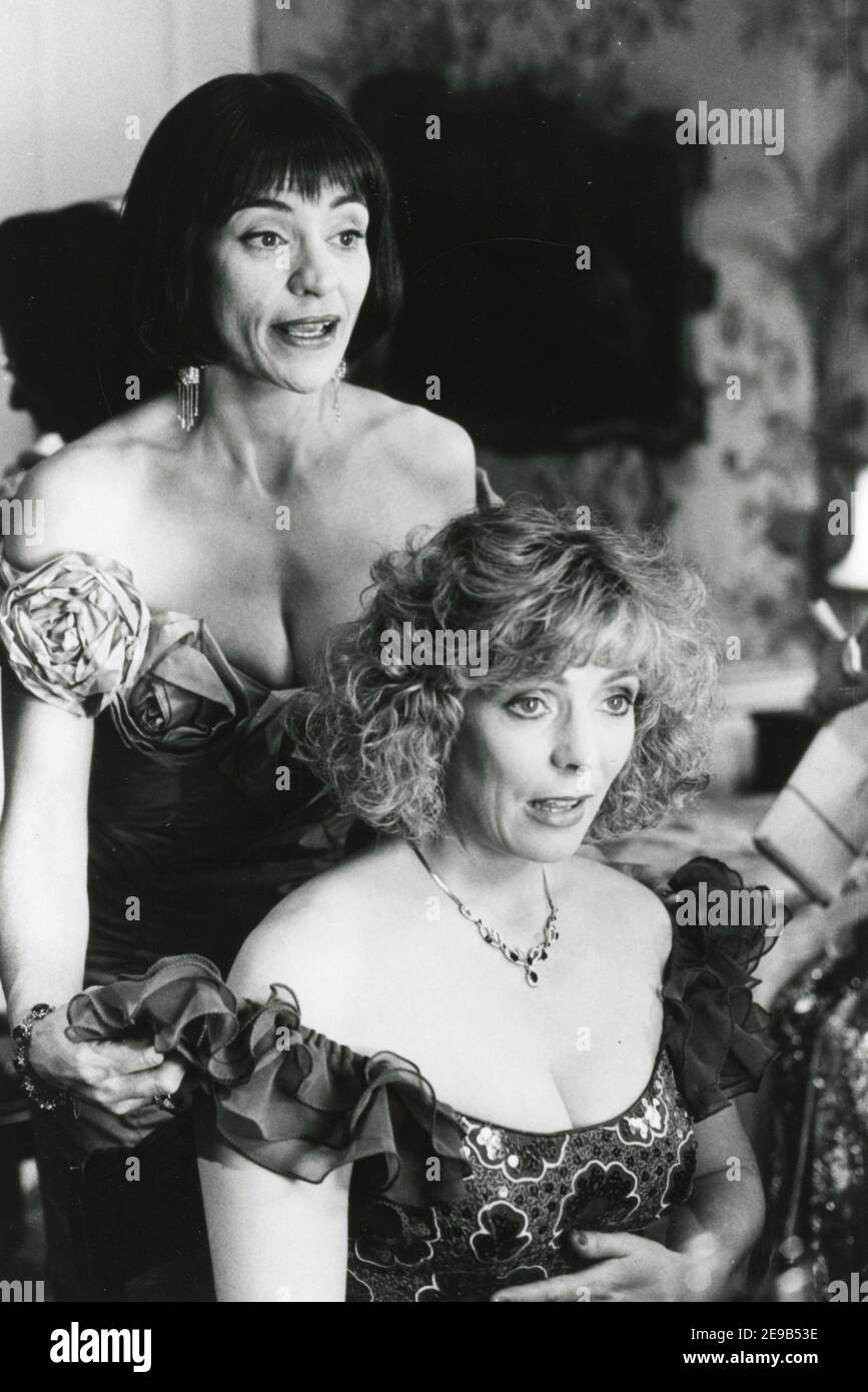 London.UK. Diana Quick and Alison Steadman in (C) Rank film, Wilt (1989)  Director: Michael Tuchner Writer: Andrew Marshall and David Renwick Source: Tom  Sharpe novel with same title Note: Also known as