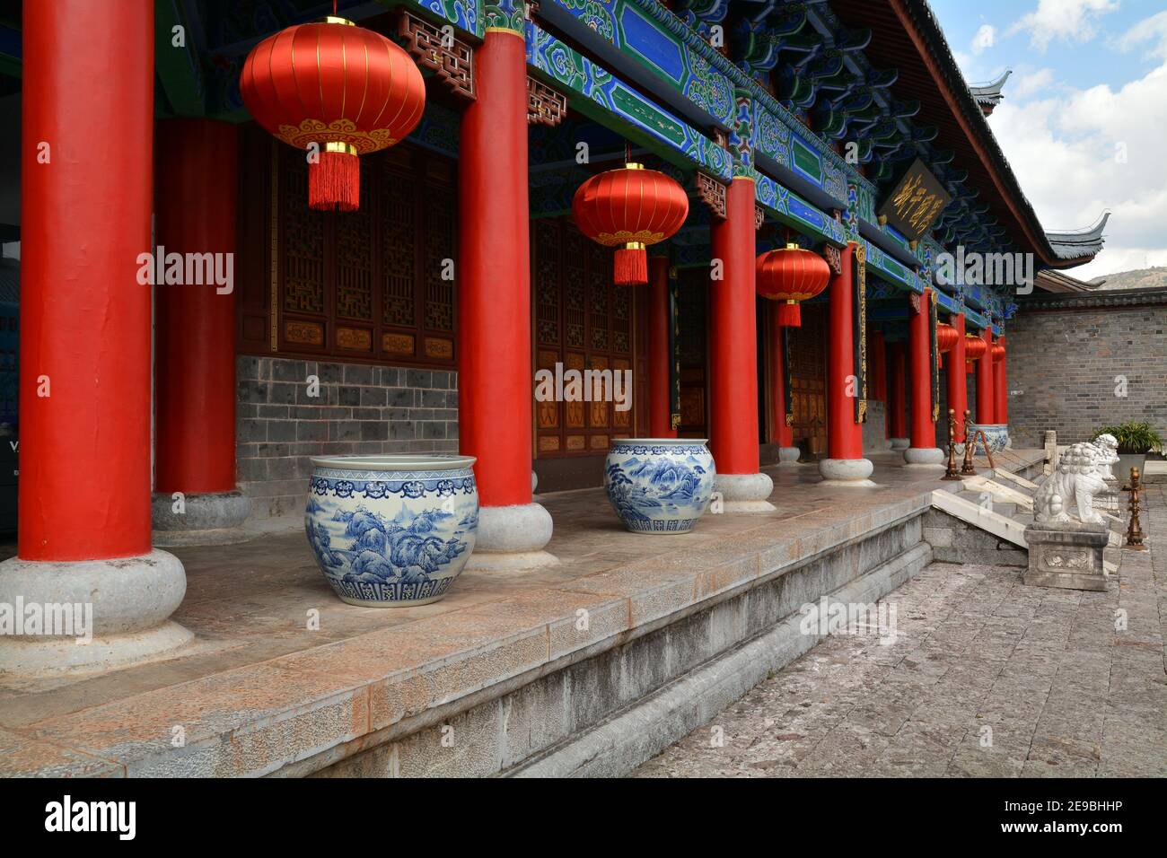 Beautiful colours and architecture inside Mu's residence, Lijiang, China. Head of the Naxi people during Ming and Qing periods. Stock Photo