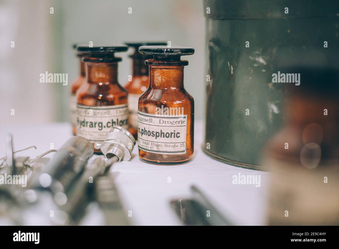 German Deutsch Wehrmacht World War II Times Old Medical Glass Capacity