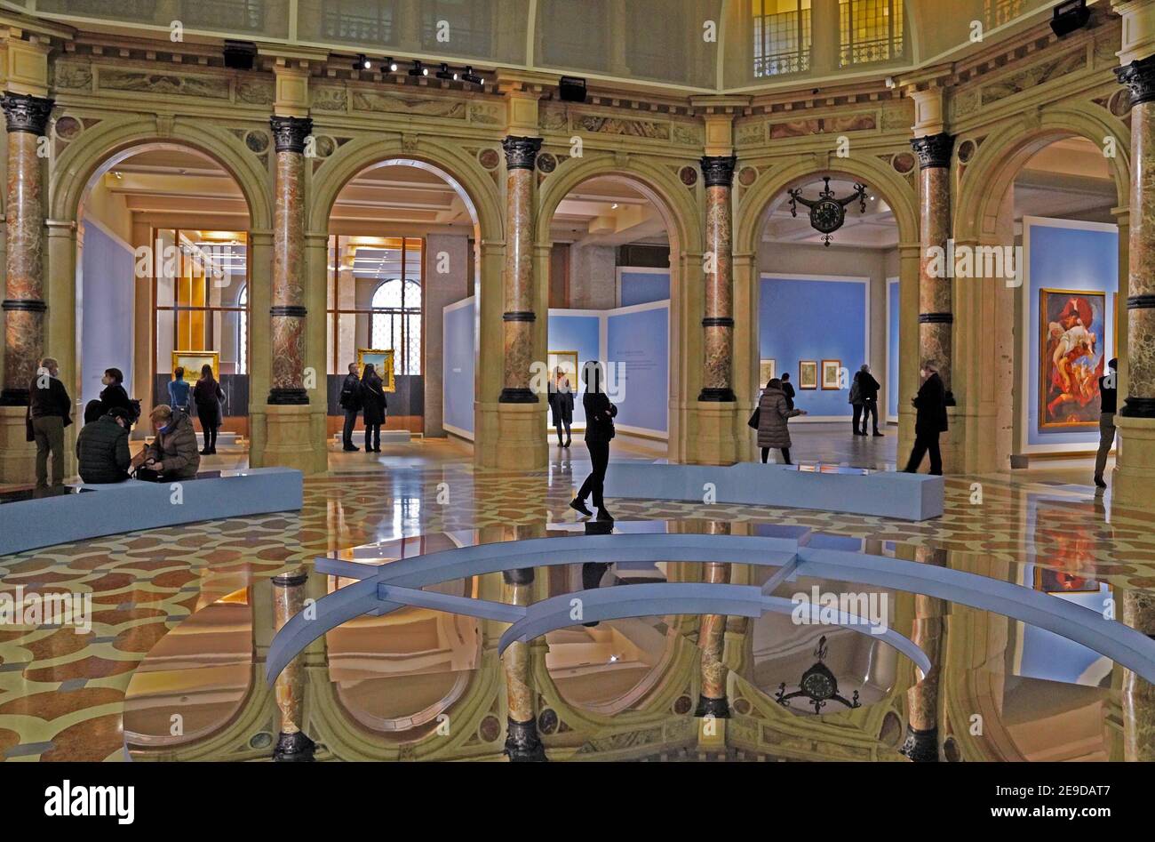 Milan, Italy. 04th Feb, 2021. Milan, Reopening after Covid measures of the Gallerie D 'Italia con Coda, Row of people visit the Tiepolo Exhibition at the Gallerie D' Italia in Piazza Scala Editorial Usage Only Credit: Independent Photo Agency/Alamy Live News Stock Photo