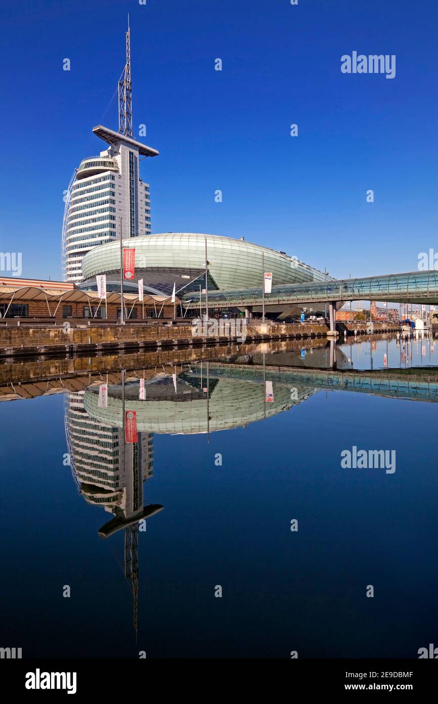 Old harbour with Atlantic Hotel Sail City, Klimahaus and glass bridge, Havenwelten, Germany, Bremen, Bremerhaven Stock Photo