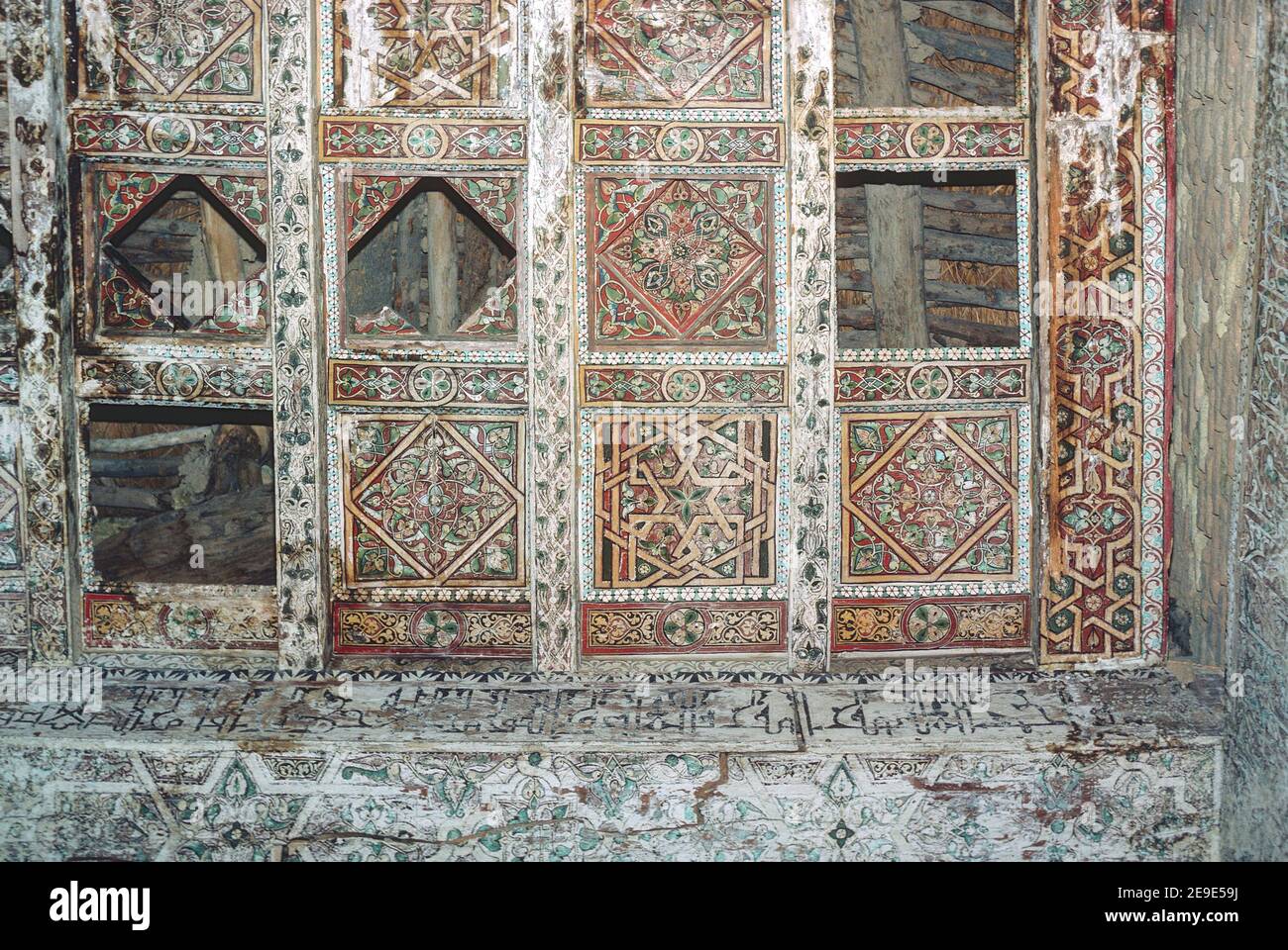 painted ceiling of funerary mosque, Zafar Dhibin, Yemen Stock Photo