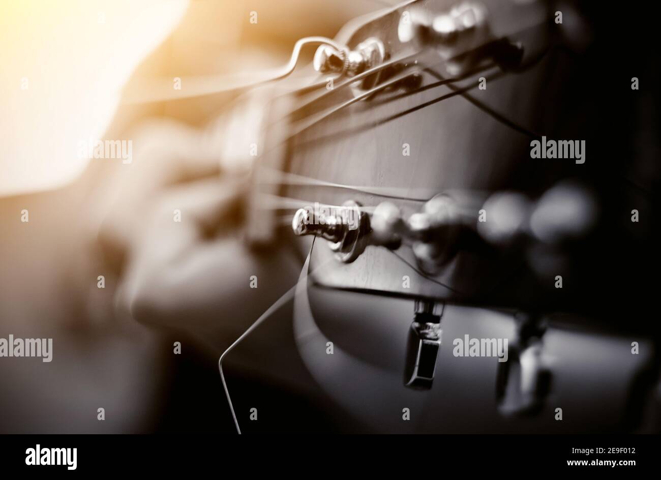 Strings for a guitar hi-res stock photography and images - Alamy