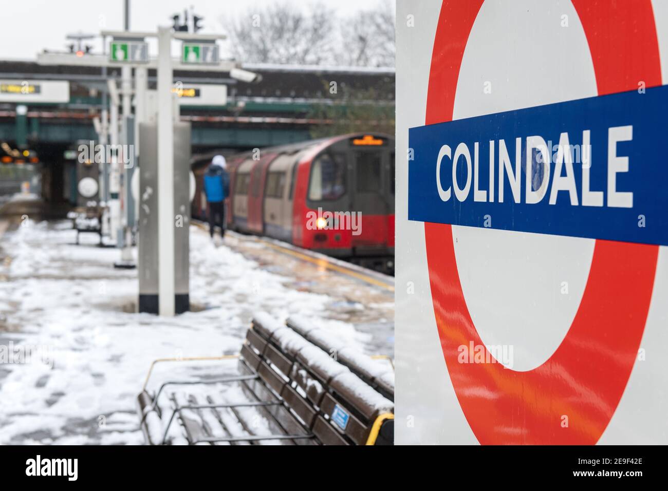 London snow.  Colindale station, Northern Line.  January 24, 2021. Stock Photo