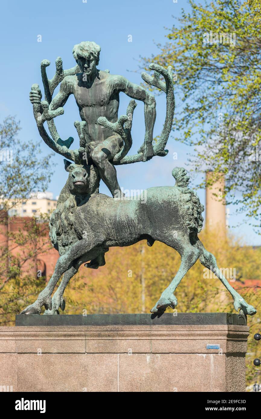 Statute of Per Gynt by Dyre Vaa, Ankerbrua, Torggata, Oslo, Norway. Stock Photo