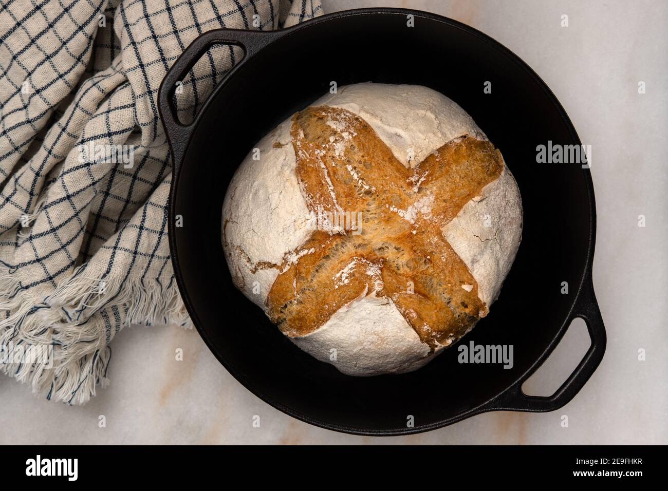 Fresh No Knead Bread in a Cast Iron Dutch Oven Stock Photo Alamy