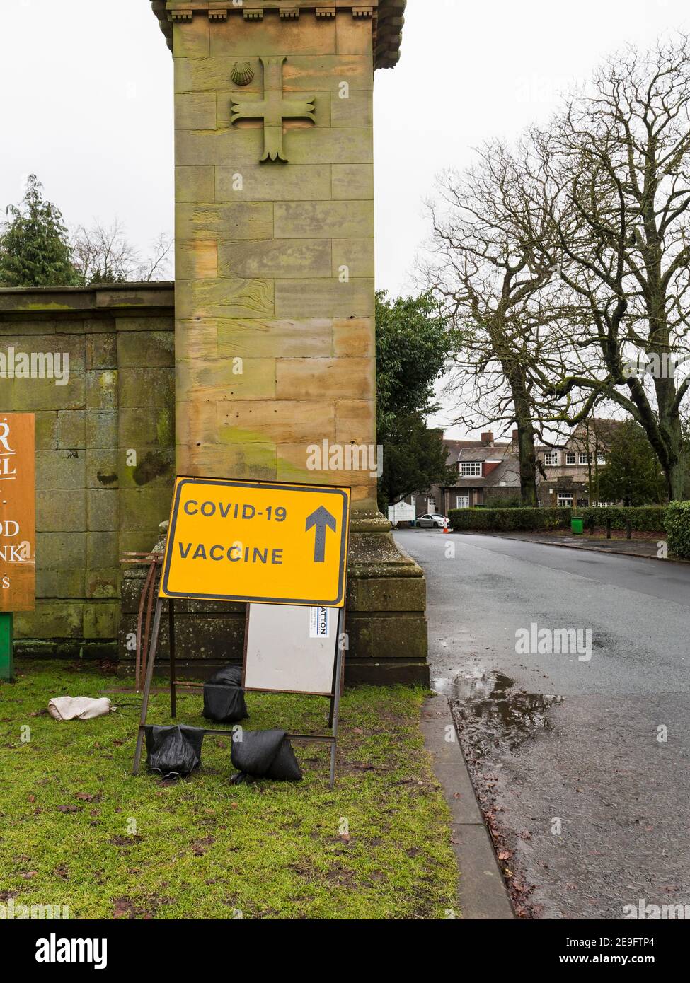 During the 2020-2021 Coronavirus/Covid-19 pandemic mass vaccinations of the population of the UK are carried out Stock Photo