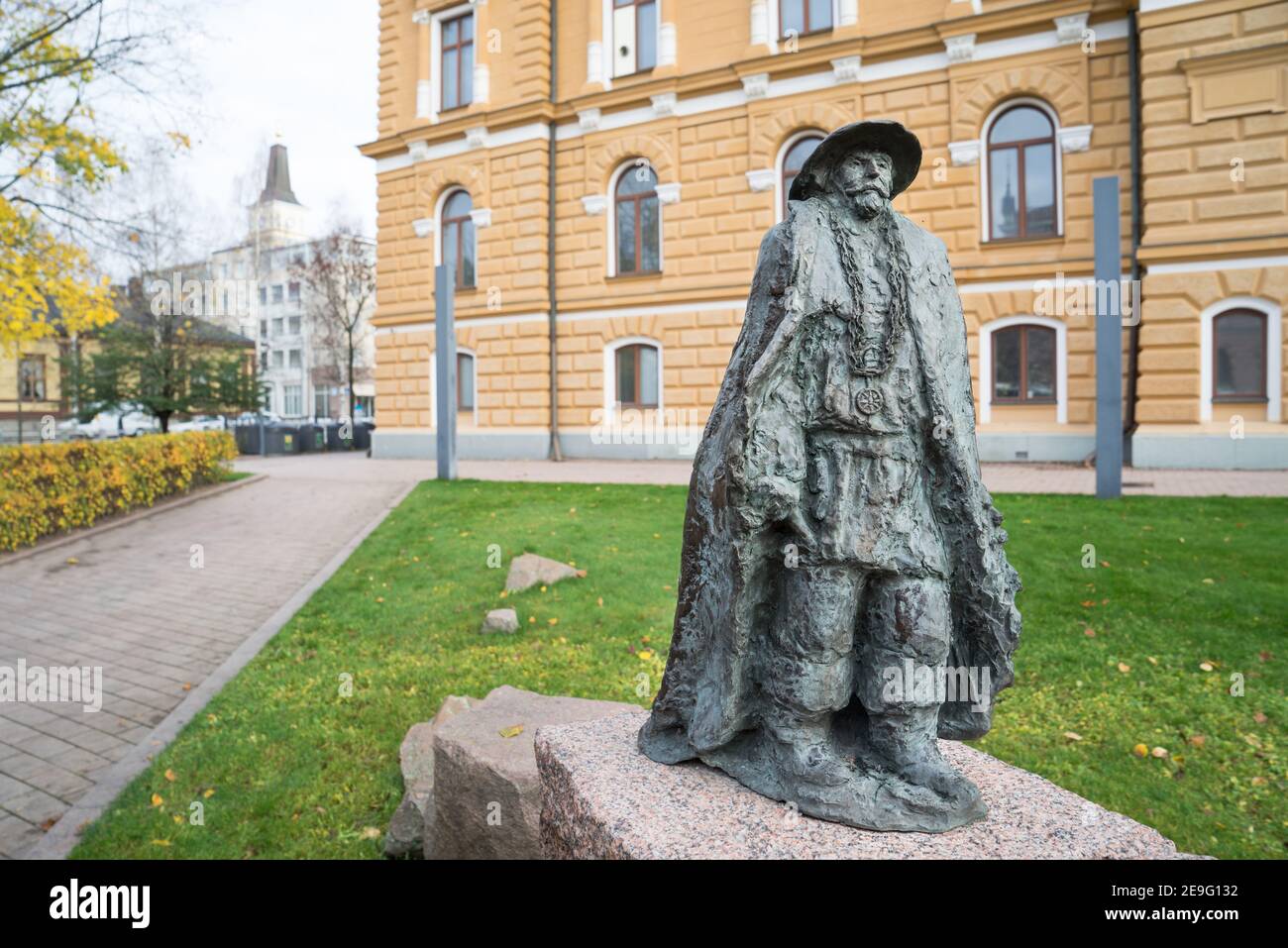 OULU, FINLAND - October 12, 2020: Bronze sculpture by Sanna Koivisto of finish man from early Suomi times at the Passage of Time in Maria Silfvan Park Stock Photo