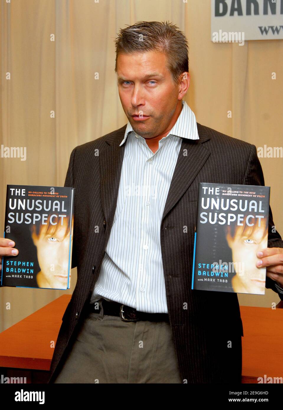 Actor Stephen Baldwin signs copies of 'Unusal Suspect', a book about his journey from bad boy to a born again Christian, at Barnes and Noble Booksellers on Fifth Avenue in New York City, NY, USA on September 19, 2006. Photo by Gregorio Binuya/ABACAPRESS.COM Stock Photo