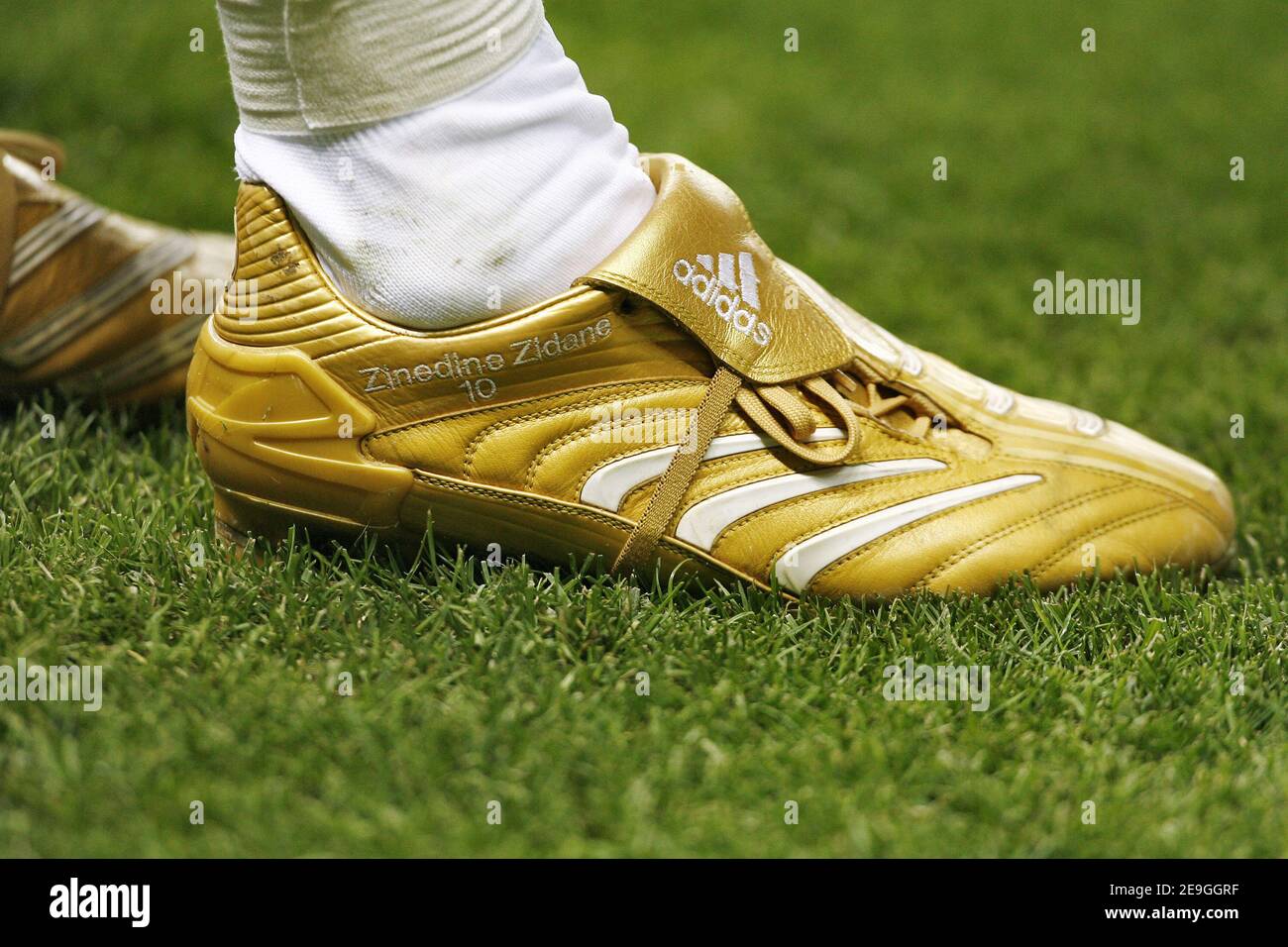 Zinedine Zidane during the World cup Final against Italy in Berlin on July  8, 2006. Photo by Hahn/Orban/Gouhier/ABACAPRESS.COM Stock Photo - Alamy