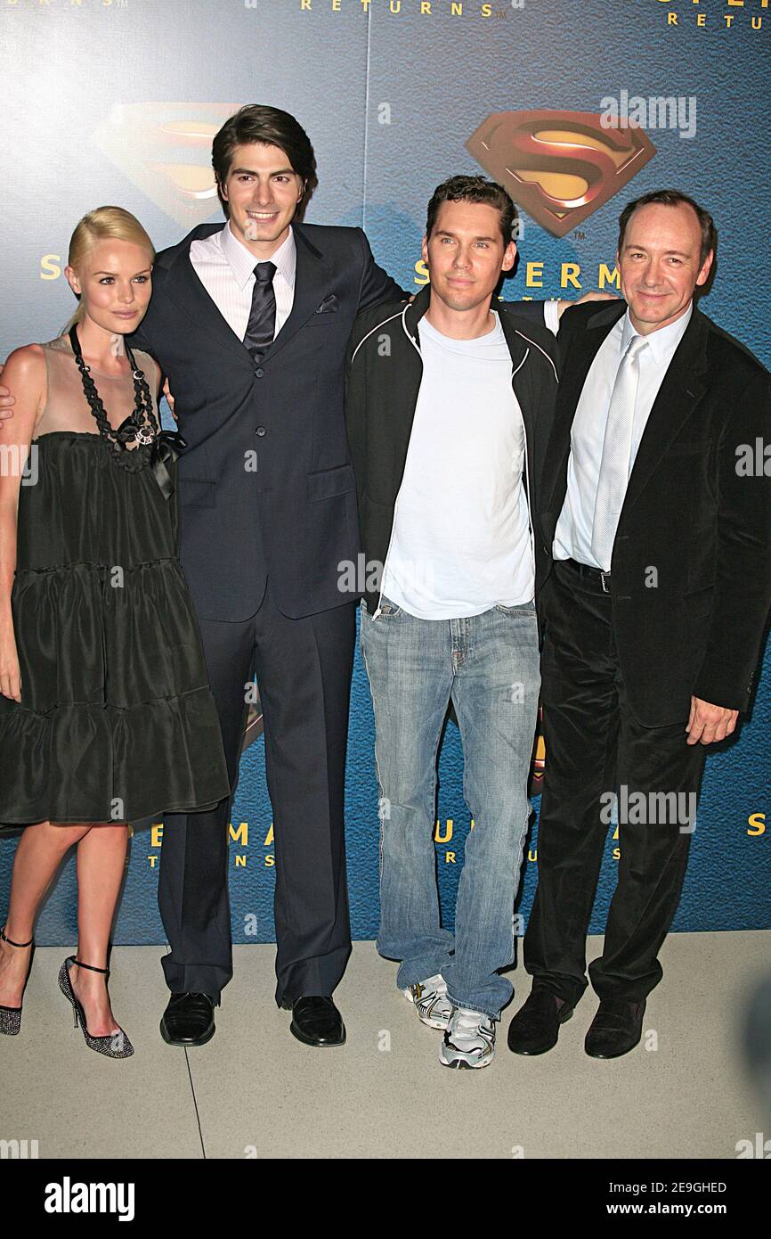 The cast, Kate Bosworth, Brandon Routh, director Bryan Singer and Kevin Spacey pose together at the 'Supermans Returns' French Premiere held at the UGC Defense Theatre in Paris, France on July, 10 2006. Photo by Denis Guignebourg/ABACAPRESS.COM Stock Photo