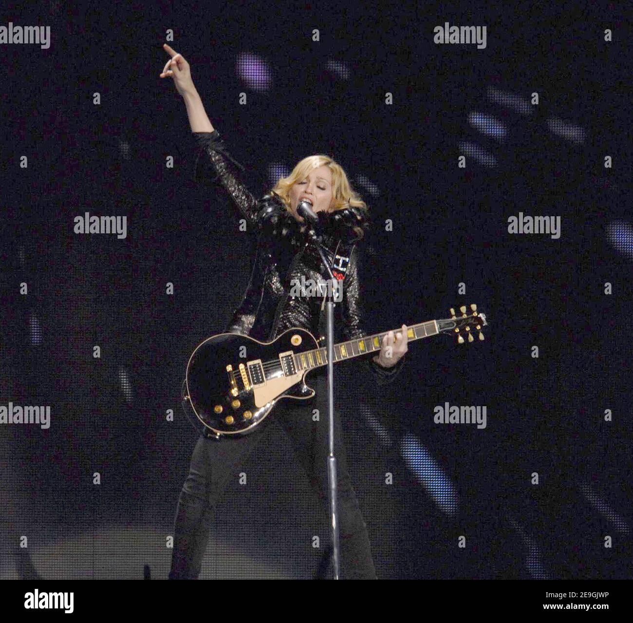 Madonna confessions tour hi-res stock photography and images - Alamy
