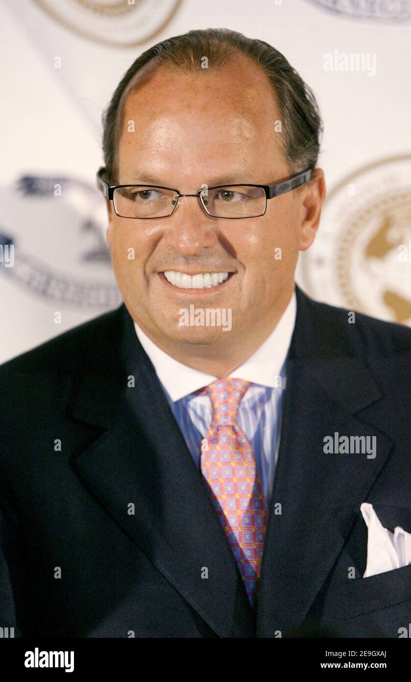 'J. Brian O'Neill, owner of the Carnegie Abby Club in Portsmouth, RI, speaks at Marble House before a gala celebrating the 50th anniversary of the film ''High Society'', in Newport, Rhode Island on August 12, 2006. Photo by David Williams/ABACAPRESS.COM' Stock Photo