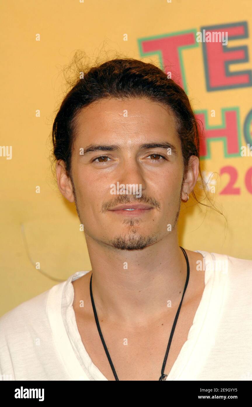 Orlando Bloom poses in the Press Room of the 2006 Teen Choice Awards held  at the Gibson Ampitheatre of Universal City in Los Angeles, CA, USA on  August 20, 2006. Photo by