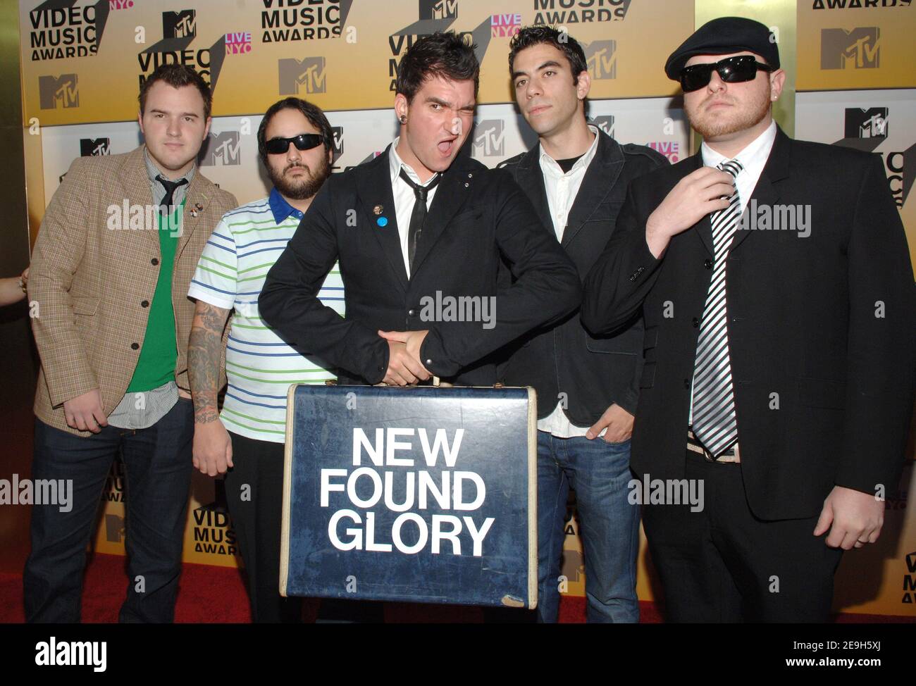New Found Glory arrives at the 2006 MTV Video Music Awards held at the ...