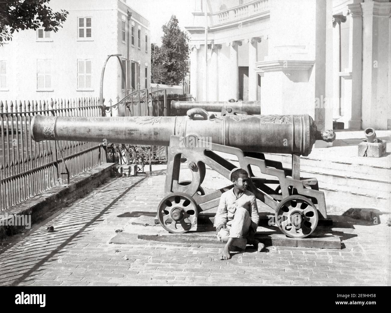 Late 19th century photograph - cannon,  Spanish Town, Jamaica, c.1900 Stock Photo