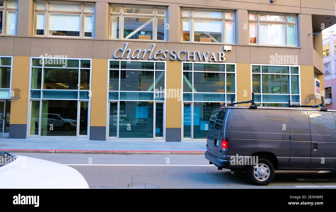 Exterior view of Charles Schwab branch in downtown San Francisco, California; financial services company in pensions, securities and asset management. Stock Photo